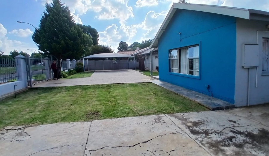 5 Bedroom Property for Sale in Universitas Free State